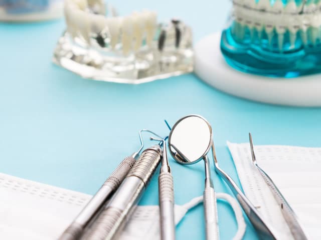 Come aprire uno studio dentistico